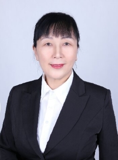 杨霞.jpg